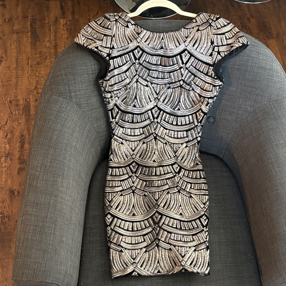 Dress the Population Black and Silver Mini Dress - Picture 1 of 2